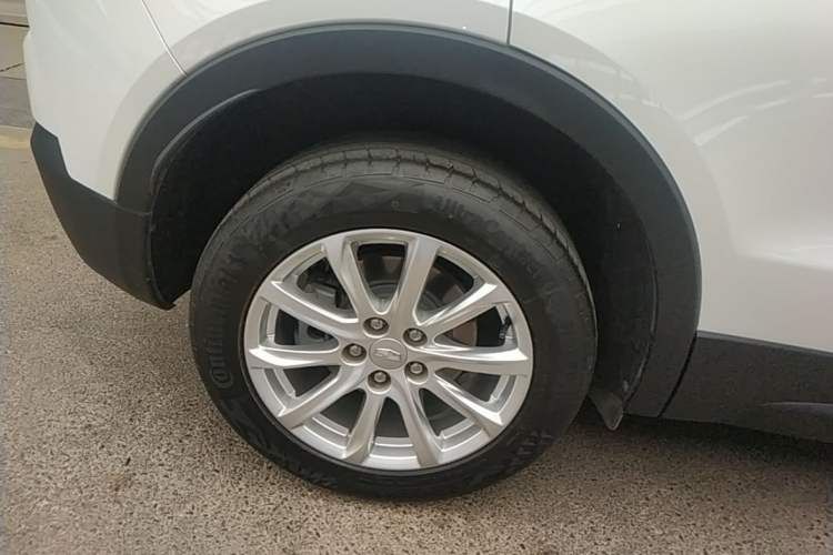 Used Cadillac XT4 2022 28T Two-Wheel Drive Fashion Edition Exterior 5
