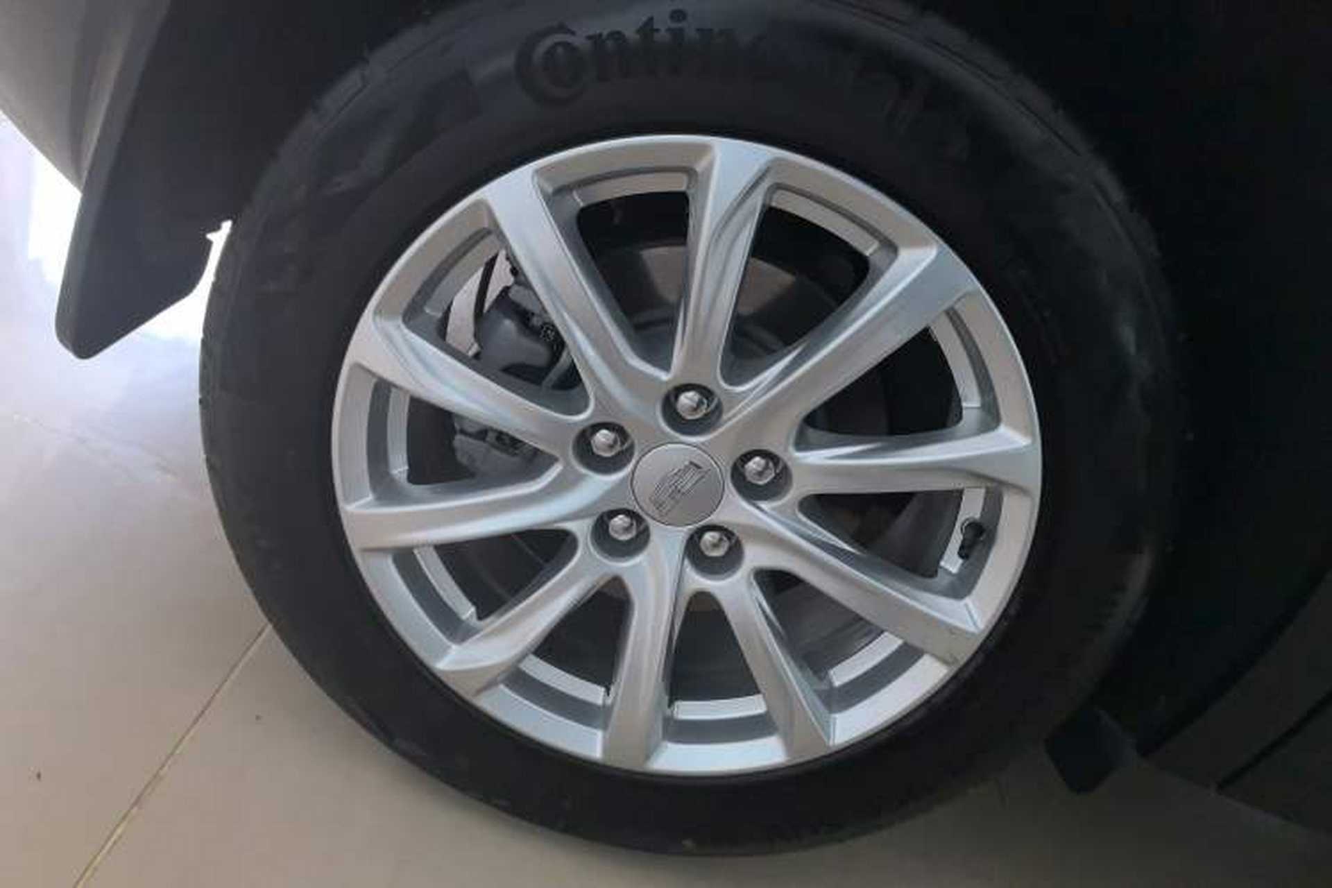 Used Cadillac XT4 2022 28T Two-Wheel Drive Fashion Edition Exterior 5