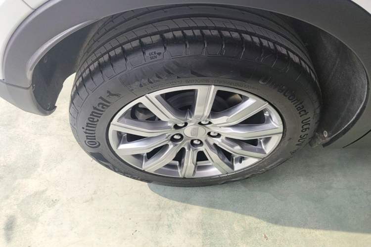 Used Cadillac XT4 2022 28T Two-Wheel Drive Prestige Version Exterior 5