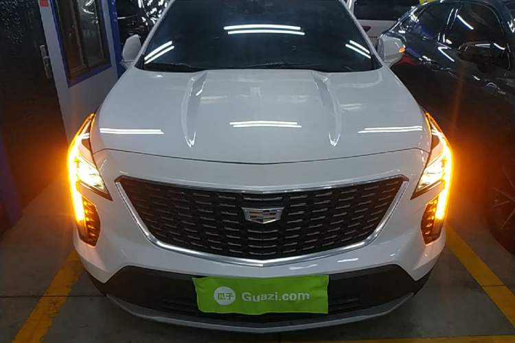 Used Cadillac XT4 2022 28T Two-Wheel-Drive Luxury Version Front