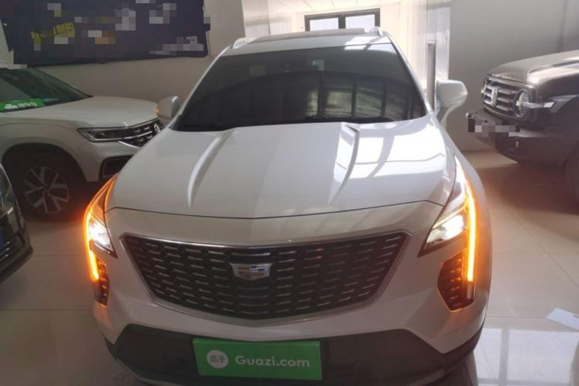 Used Cadillac XT4 2022 28T Two-Wheel-Drive Luxury Version Front