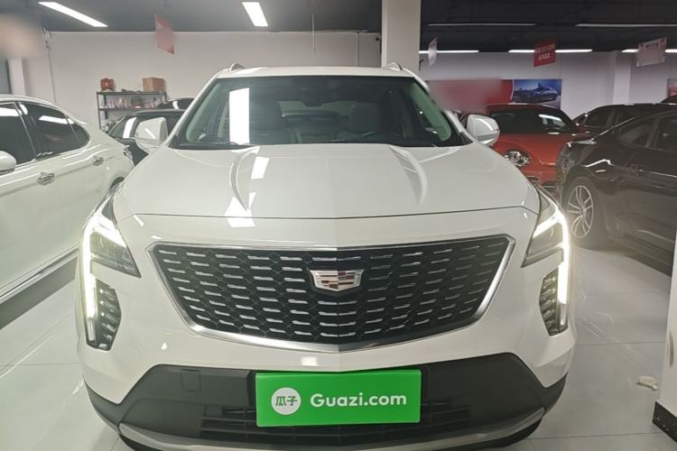 Used Cadillac XT4 2022 28T Two-Wheel-Drive Luxury Version Front
