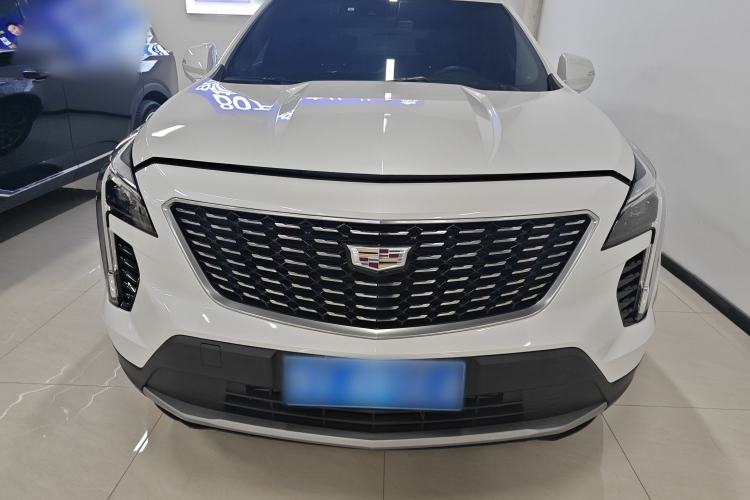 Used Cadillac XT4 2022 28T Two-Wheel-Drive Luxury Version Front