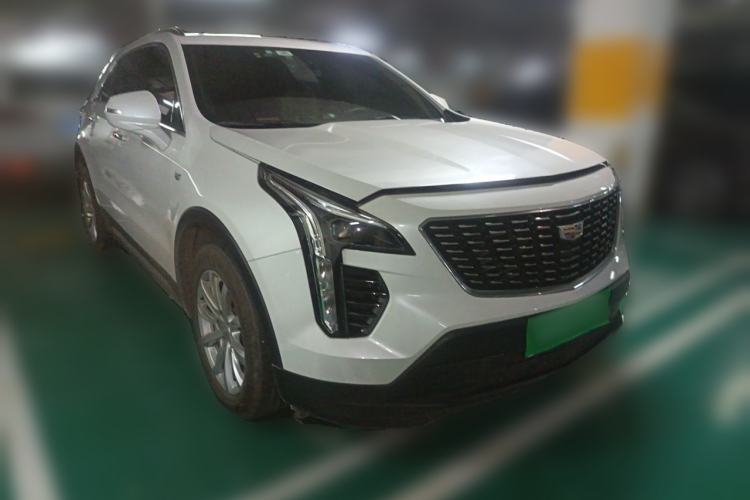 Used Cadillac XT4 2022 28T Two-Wheel Drive Fashion Edition Front Right 45 Deg