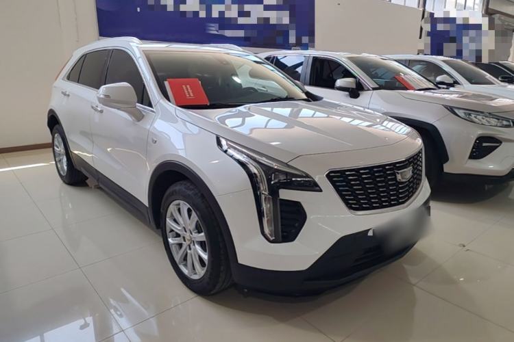 Used Cadillac XT4 2022 28T Two-Wheel Drive Fashion Edition Front Right 45 Deg