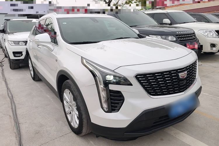 Used Cadillac XT4 2022 28T Two-Wheel Drive Fashion Edition Front Right 45 Deg
