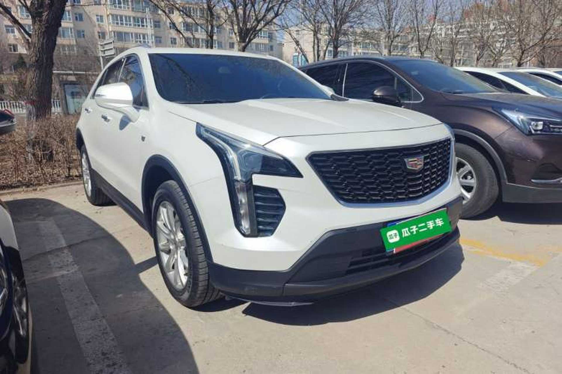 Used Cadillac XT4 2022 28T Two-Wheel Drive Fashion Edition Front Right 45 Deg