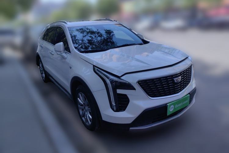 Used Cadillac XT4 2022 28T Two-Wheel Drive Fashion Edition Front Right 45 Deg