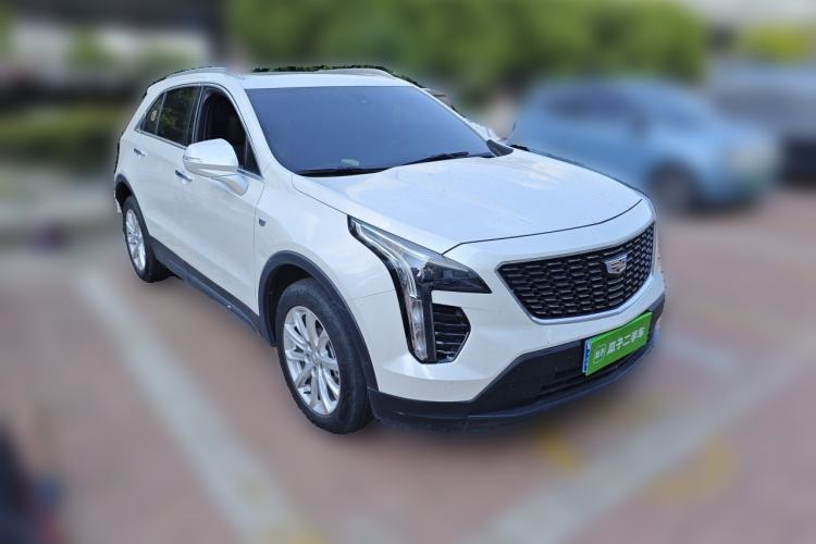 Used Cadillac XT4 2022 28T Two-Wheel Drive Fashion Edition Front Right 45 Deg
