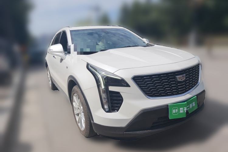 Used Cadillac XT4 2022 28T Two-Wheel Drive Fashion Edition Front Right 45 Deg