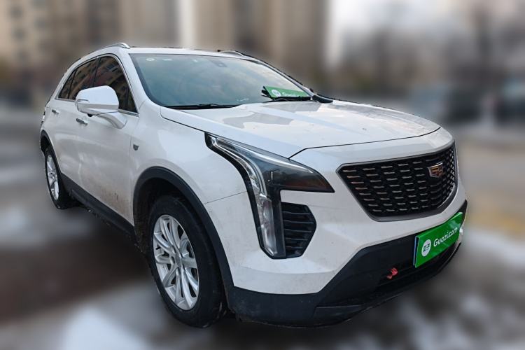 Used Cadillac XT4 2022 28T Two-Wheel Drive Fashion Edition Front Right 45 Deg