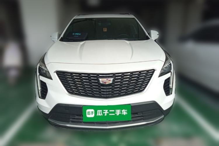 Used Cadillac XT4 2022 28T Two-Wheel-Drive Luxury Version Front