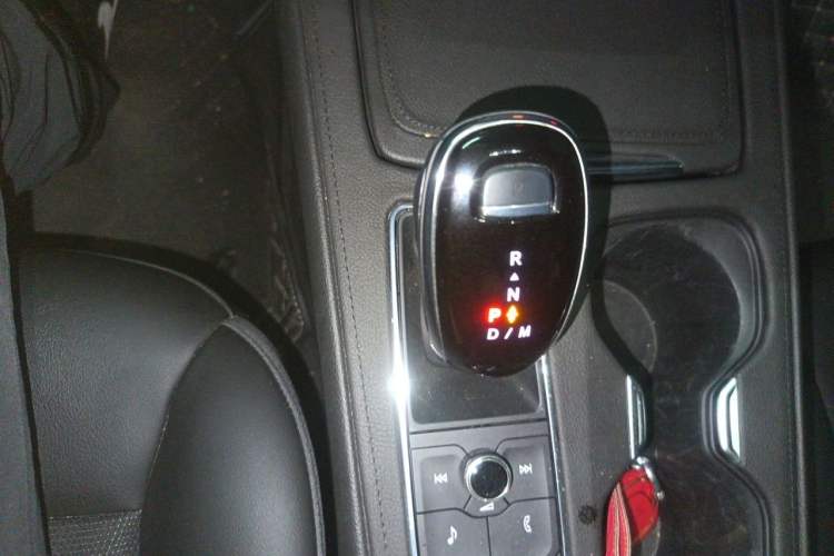 Used Cadillac XT4 2022 28T Two-Wheel Drive Fashion Edition Gear Lever