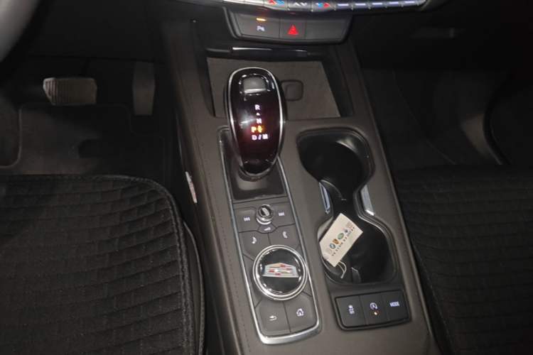 Used Cadillac XT4 2022 28T Two-Wheel Drive Fashion Edition Gear Lever