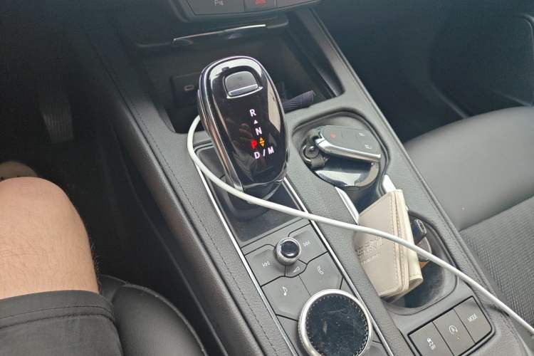 Used Cadillac XT4 2022 28T Two-Wheel Drive Fashion Edition Gear Lever