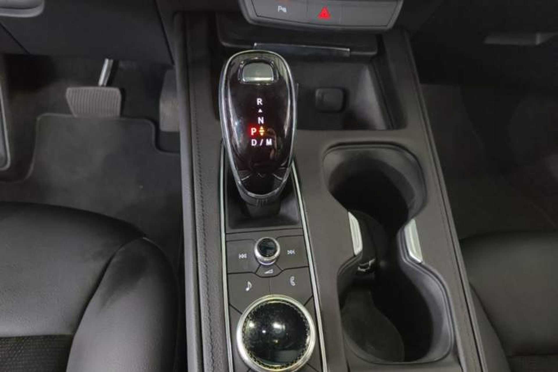 Used Cadillac XT4 2022 28T Two-Wheel Drive Fashion Edition Gear Lever