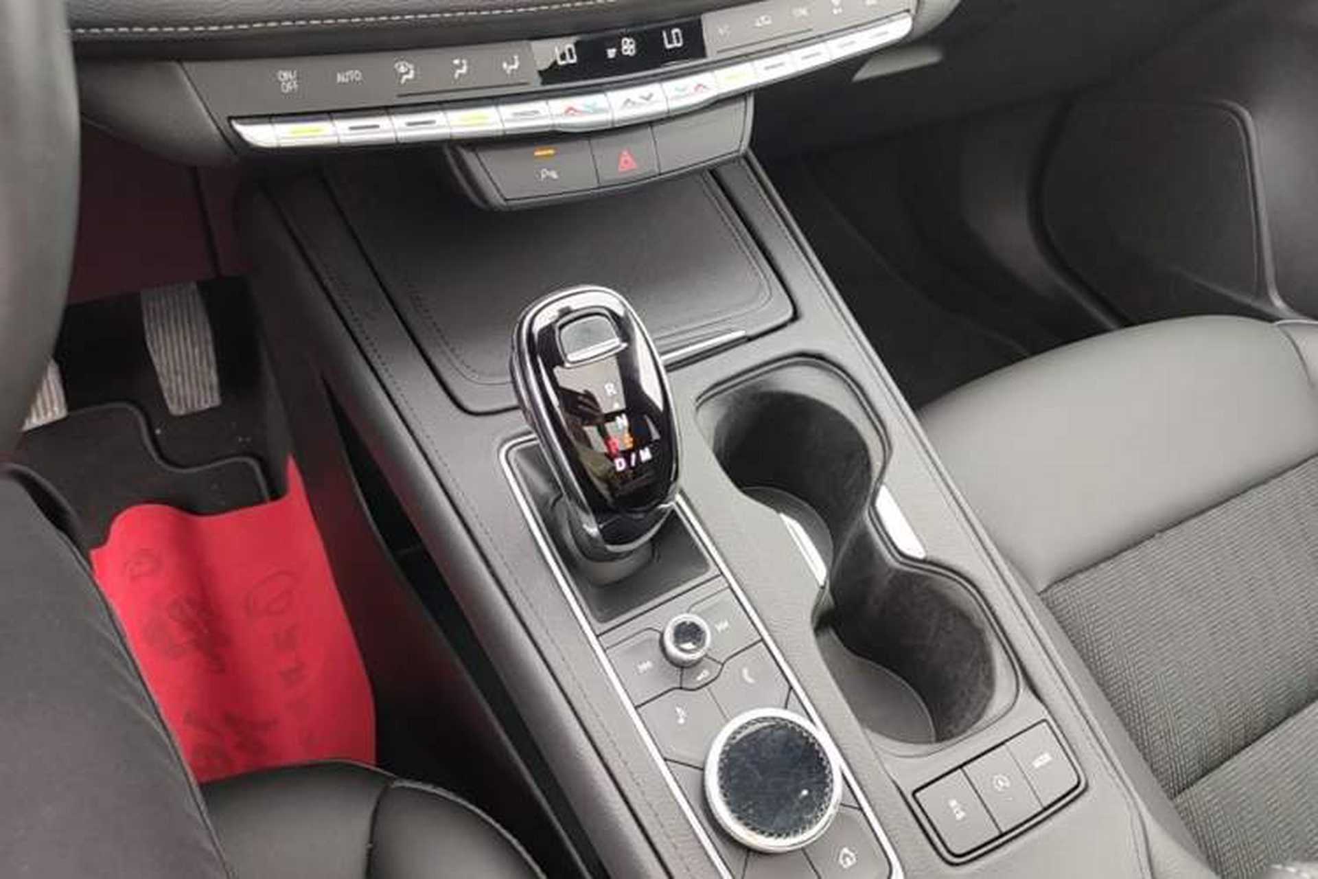 Used Cadillac XT4 2022 28T Two-Wheel Drive Fashion Edition Gear Lever