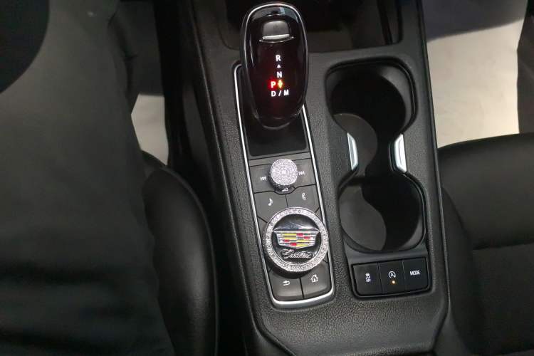 Used Cadillac XT4 2022 28T Two-Wheel Drive Fashion Edition Gear Lever