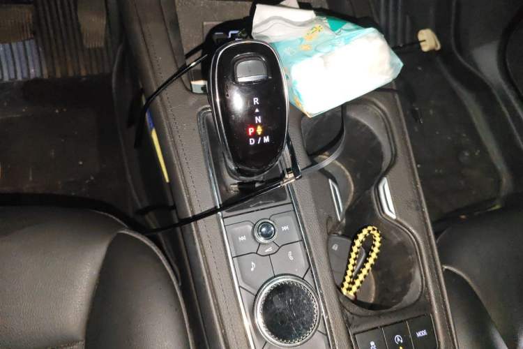 Used Cadillac XT4 2022 28T Two-Wheel Drive Fashion Edition Gear Lever
