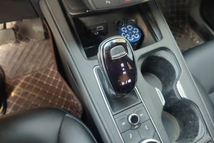 Used Cadillac XT4 2022 28T Two-Wheel Drive Fashion Edition Gear Lever