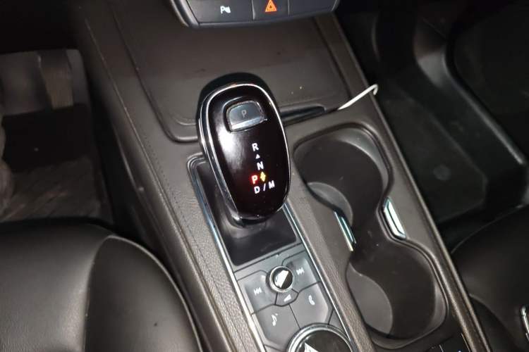Used Cadillac XT4 2022 28T Two-Wheel Drive Fashion Edition Gear Lever