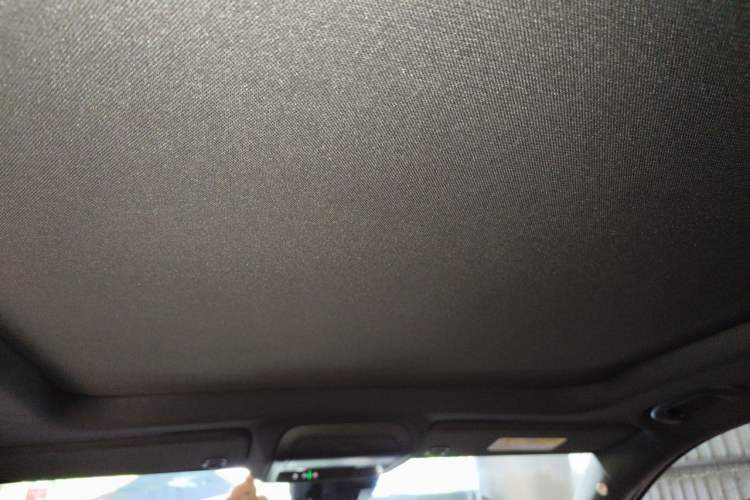 Used Cadillac XT4 2022 28T Two-Wheel Drive Prestige Version Headliner