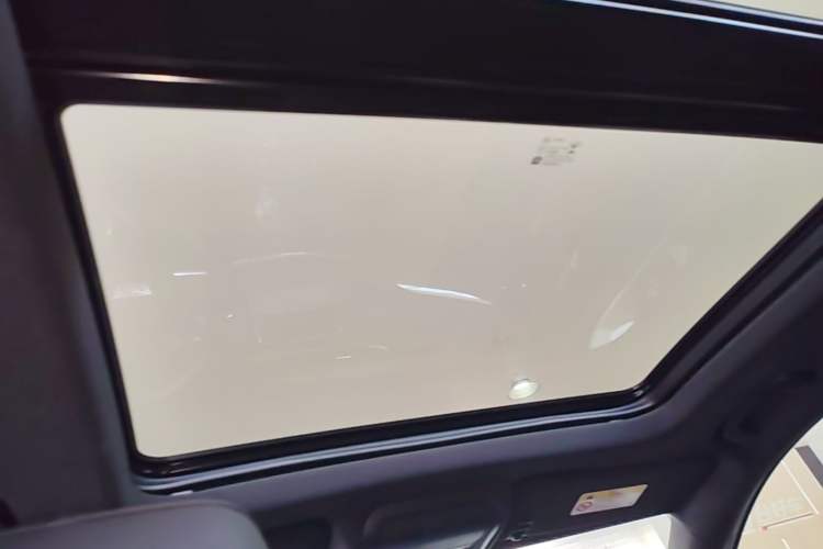 Used Cadillac XT4 2022 28T Two-Wheel Drive Fashion Edition Headliner