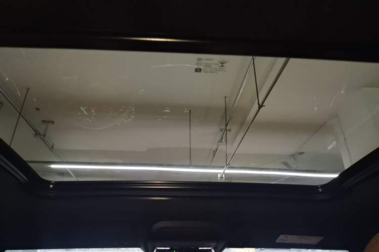 Used Cadillac XT4 2022 28T Four-Wheel Drive Prestige Version Headliner