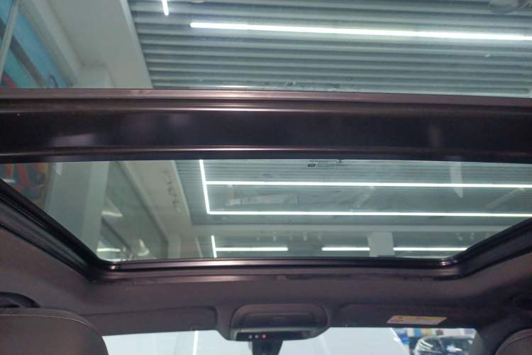Used Cadillac XT4 2022 28T Two-Wheel Drive Fashion Edition Headliner