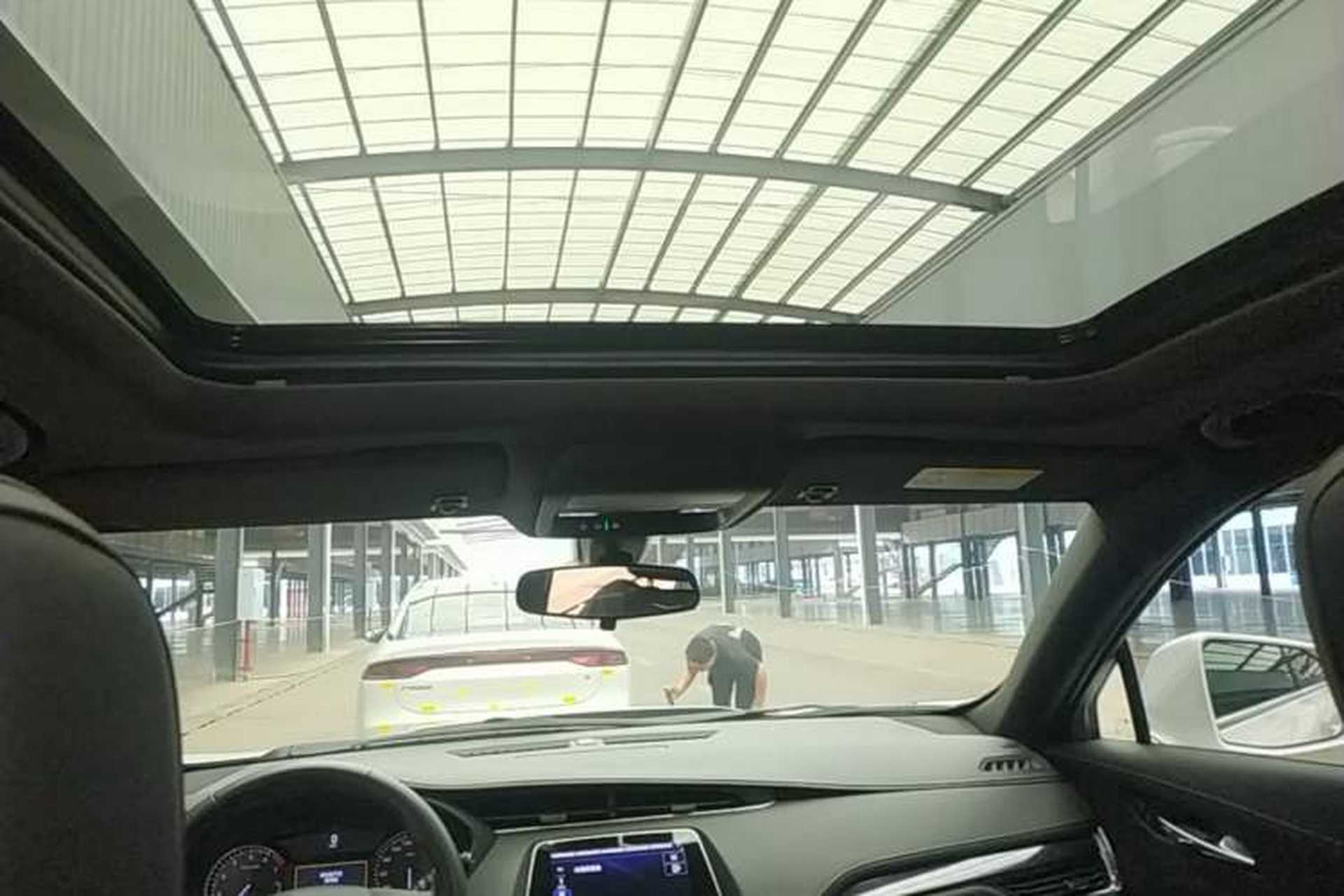 Used Cadillac XT4 2022 28T Two-Wheel Drive Fashion Edition Headliner