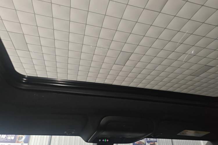 Used Cadillac XT4 2022 28T Two-Wheel Drive Fashion Edition Headliner
