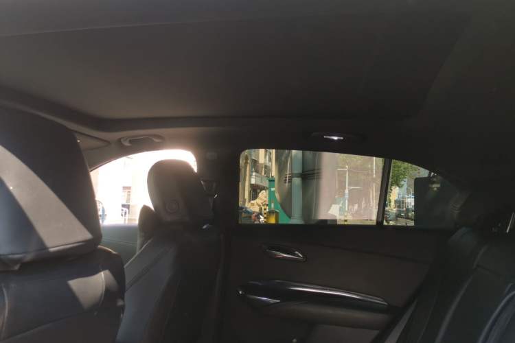 Used Cadillac XT4 2022 28T Two-Wheel Drive Fashion Edition Headliner