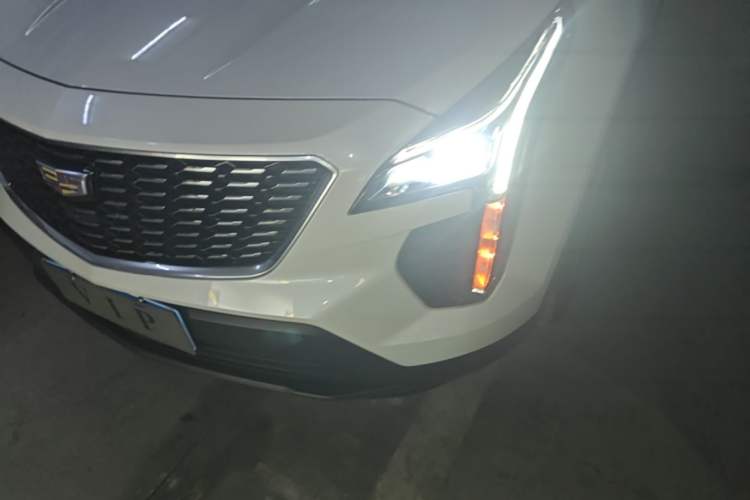 Used Cadillac XT4 2022 28T Two-Wheel Drive Fashion Edition Left Front Headlight