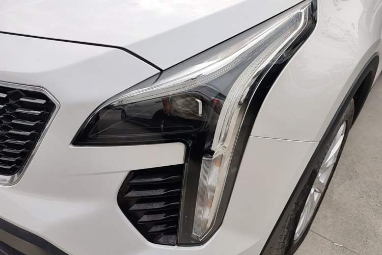 Used Cadillac XT4 2022 28T Two-Wheel Drive Fashion Edition Left Front Headlight