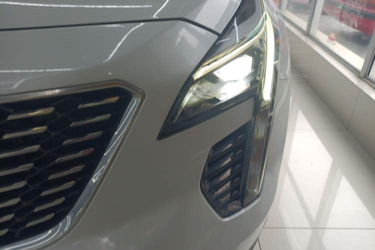 Used Cadillac XT4 2022 28T Two-Wheel Drive Fashion Edition Left Front Headlight