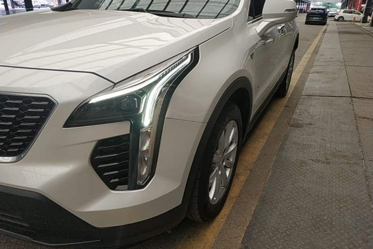 Used Cadillac XT4 2022 28T Two-Wheel Drive Fashion Edition Left Front Headlight