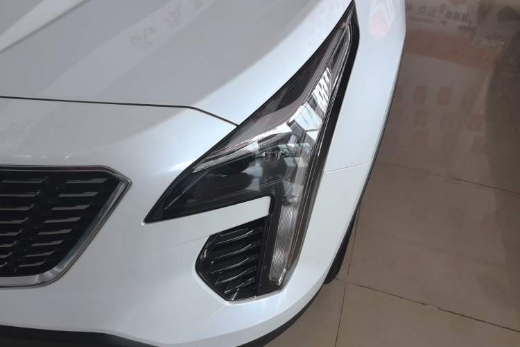 Used Cadillac XT4 2022 28T Two-Wheel Drive Fashion Edition Left Front Headlight