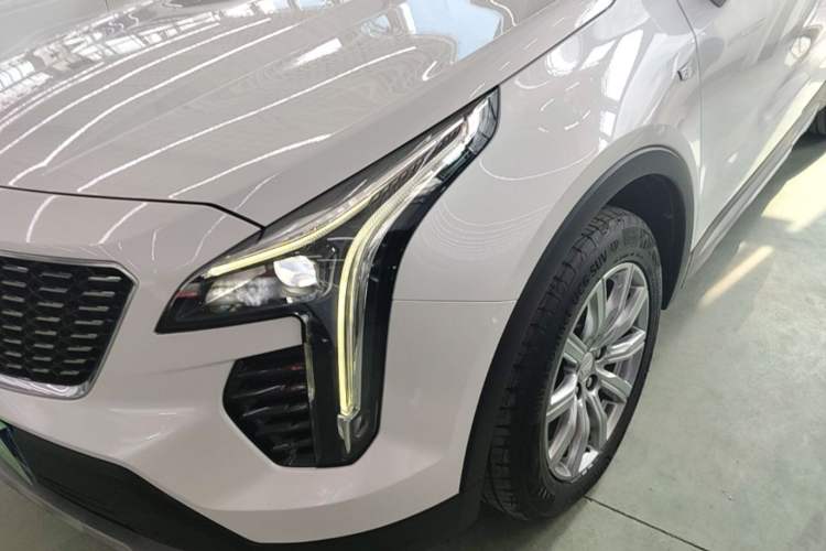 Used Cadillac XT4 2022 28T Two-Wheel Drive Prestige Version Left Front Headlight