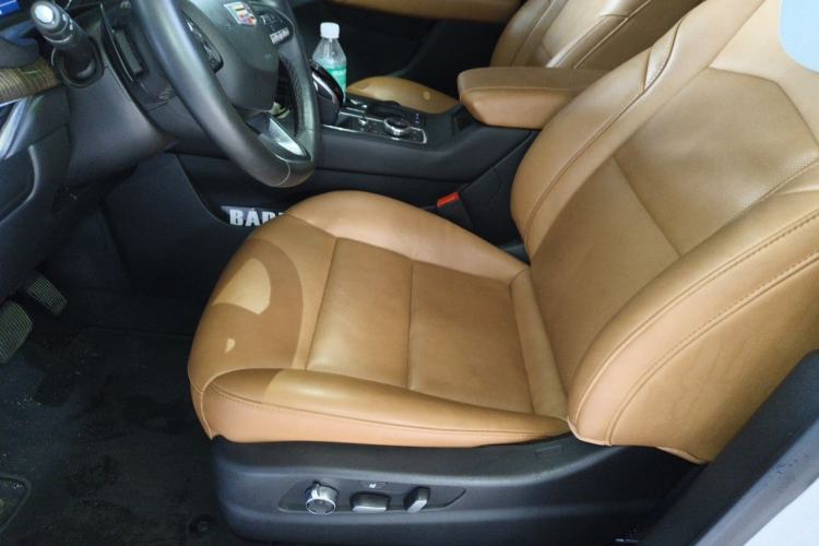 Used Cadillac XT4 2022 28T Two-Wheel Drive Prestige Version Left Front Seat