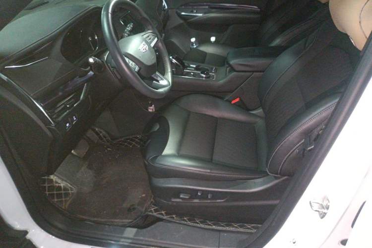 Used Cadillac XT4 2022 28T Two-Wheel Drive Fashion Edition Left Front Seat
