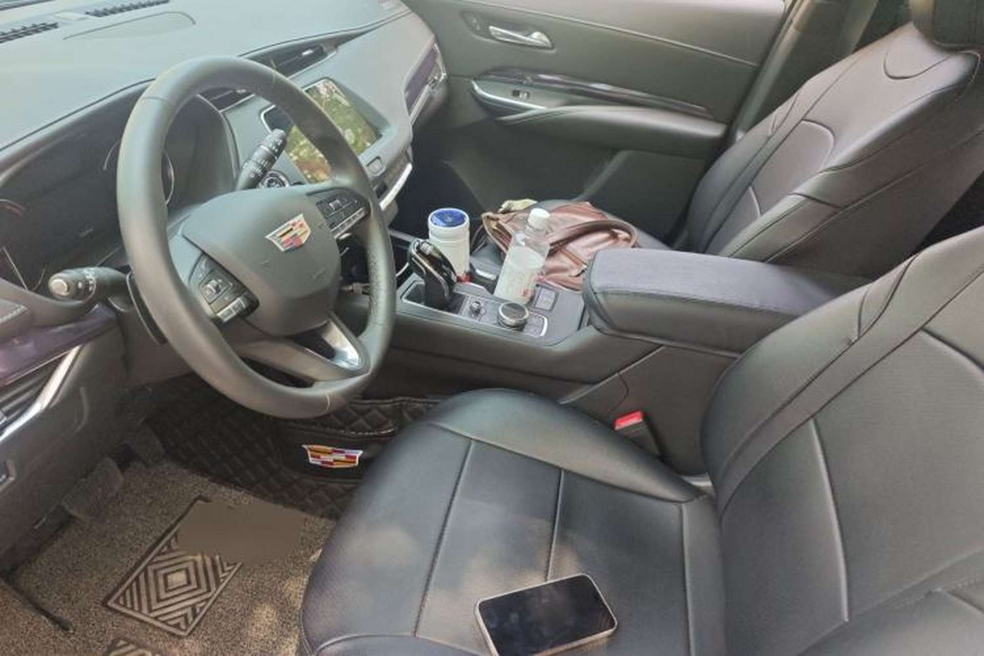 Used Cadillac XT4 2022 28T Two-Wheel Drive Fashion Edition Left Front Seat