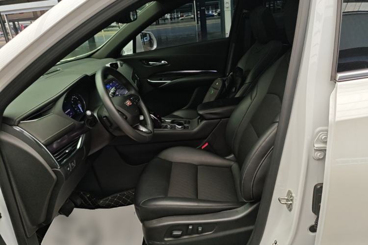 Used Cadillac XT4 2022 28T Two-Wheel Drive Fashion Edition Left Front Seat