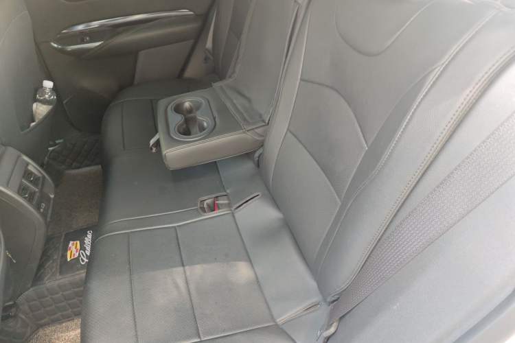 Used Cadillac XT4 2022 28T Two-Wheel Drive Fashion Edition Left Rear Seat