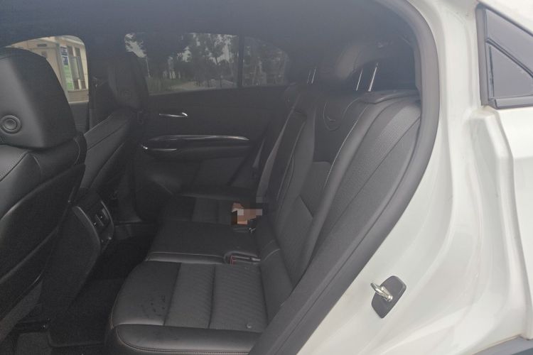 Used Cadillac XT4 2022 28T Two-Wheel Drive Fashion Edition Left Rear Seat