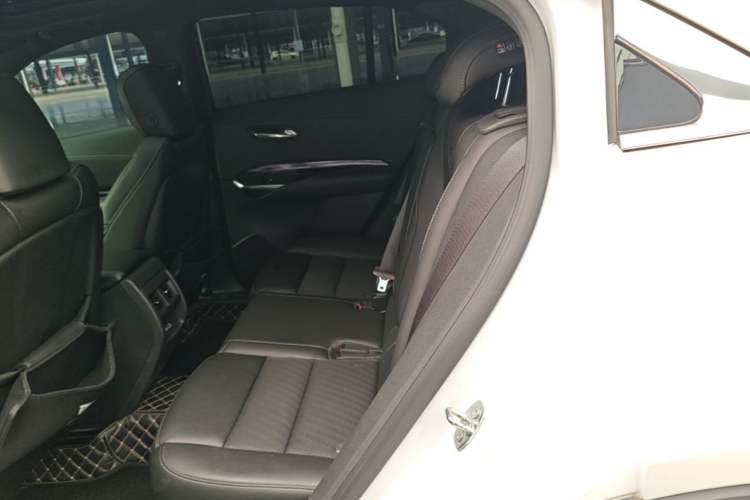 Used Cadillac XT4 2022 28T Two-Wheel Drive Fashion Edition Left Rear Seat