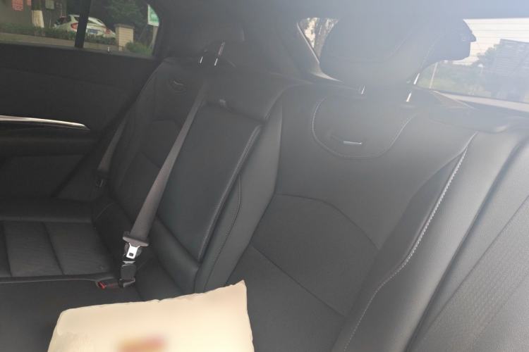 Used Cadillac XT4 2022 28T Two-Wheel Drive Fashion Edition Left Rear Seat