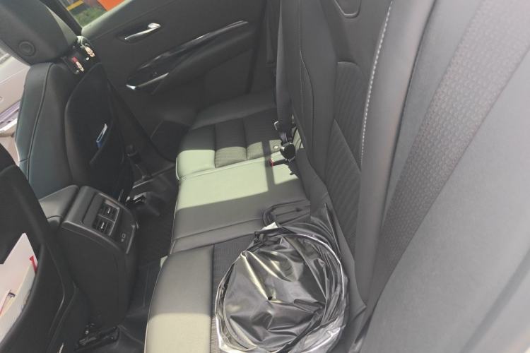 Used Cadillac XT4 2022 28T Two-Wheel Drive Fashion Edition Left Rear Seat
