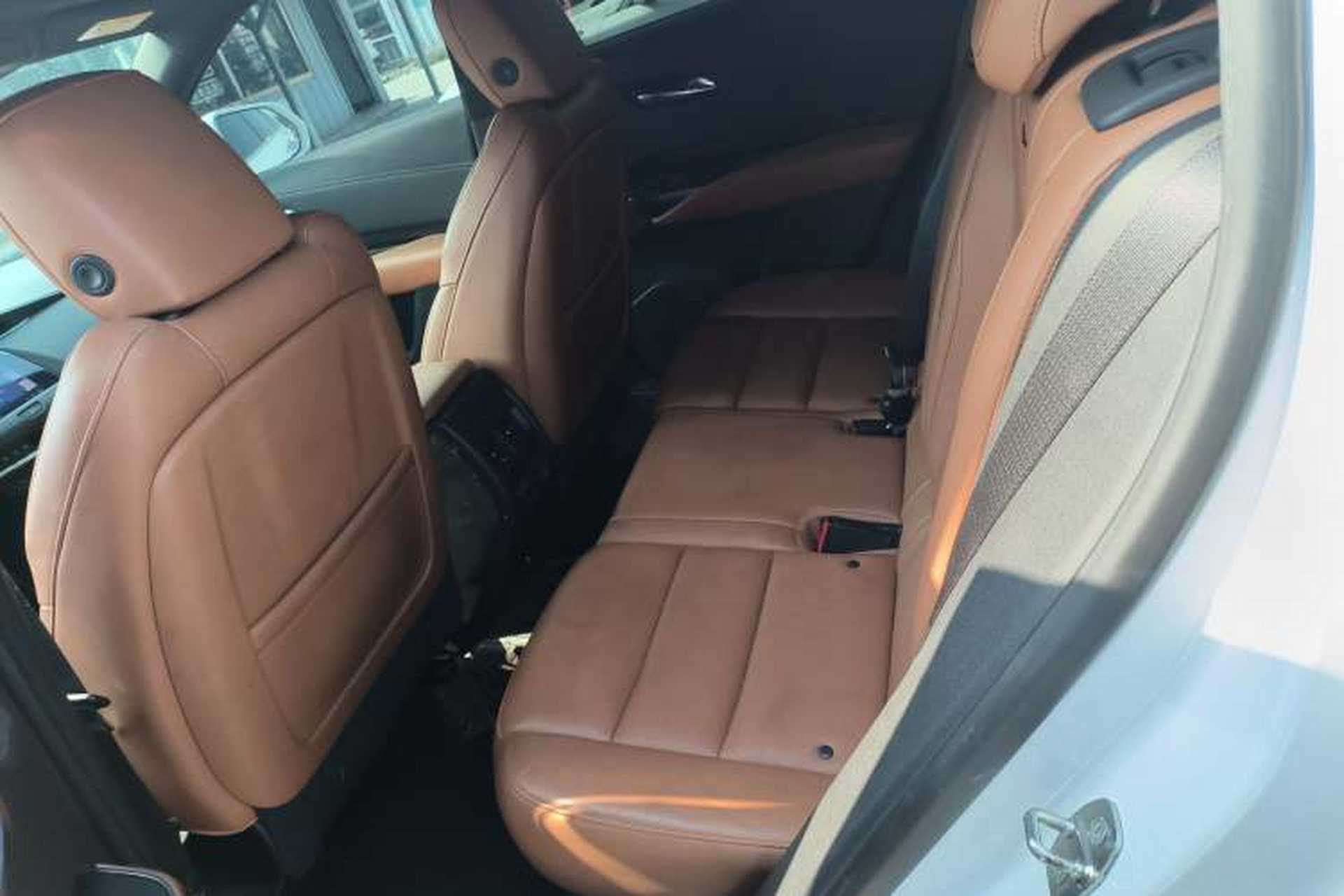 Used Cadillac XT4 2022 28T Two-Wheel Drive Prestige Version Left Rear Seat