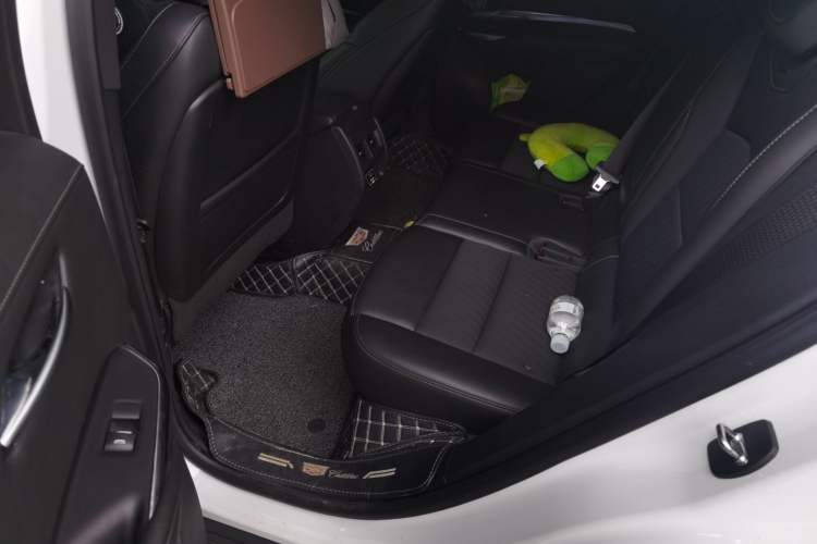 Used Cadillac XT4 2022 28T Two-Wheel Drive Fashion Edition Left Rear Seat