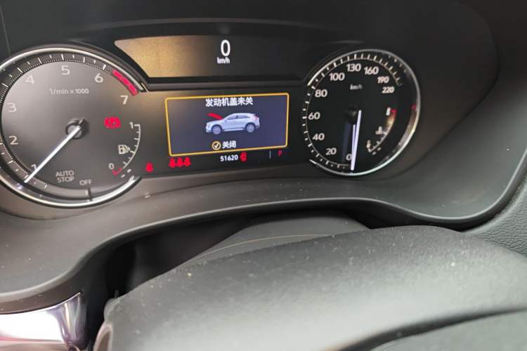 Used Cadillac XT4 2022 28T Two-Wheel Drive Fashion Edition Odometer Close Up